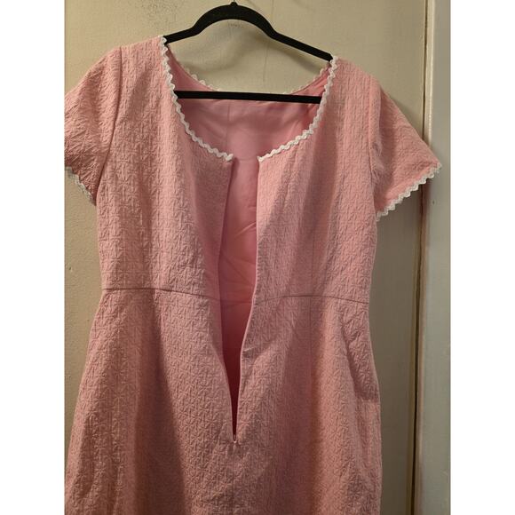 J. Crew Pink Sheath Dress Textured Floral Dress White Rickrack Trim Lined 12 - Picture 8 of 10